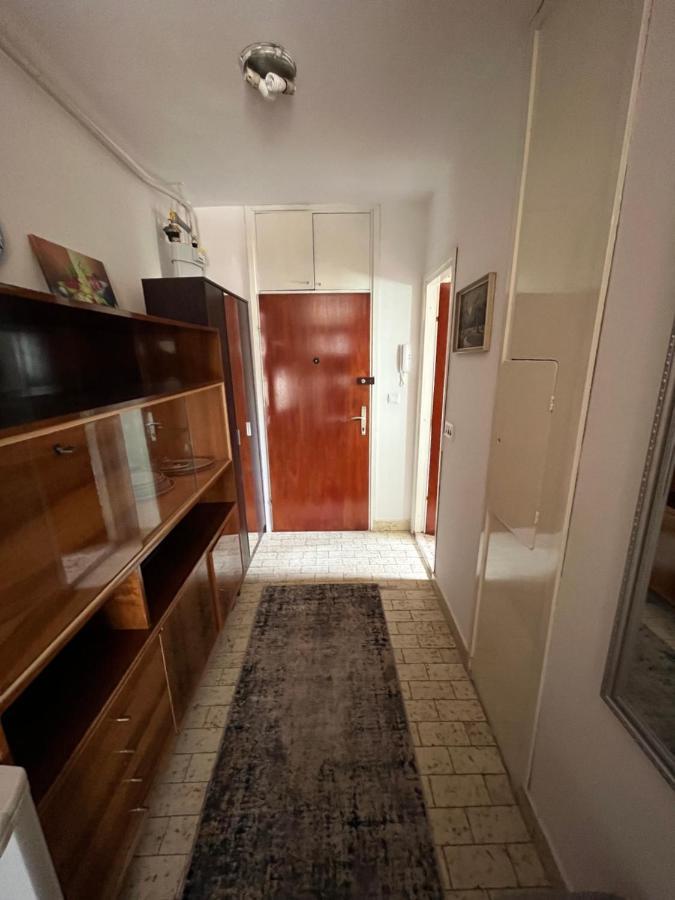 Apartman Niko Pula Exteriör bild