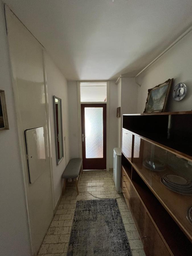 Apartman Niko Pula Exteriör bild