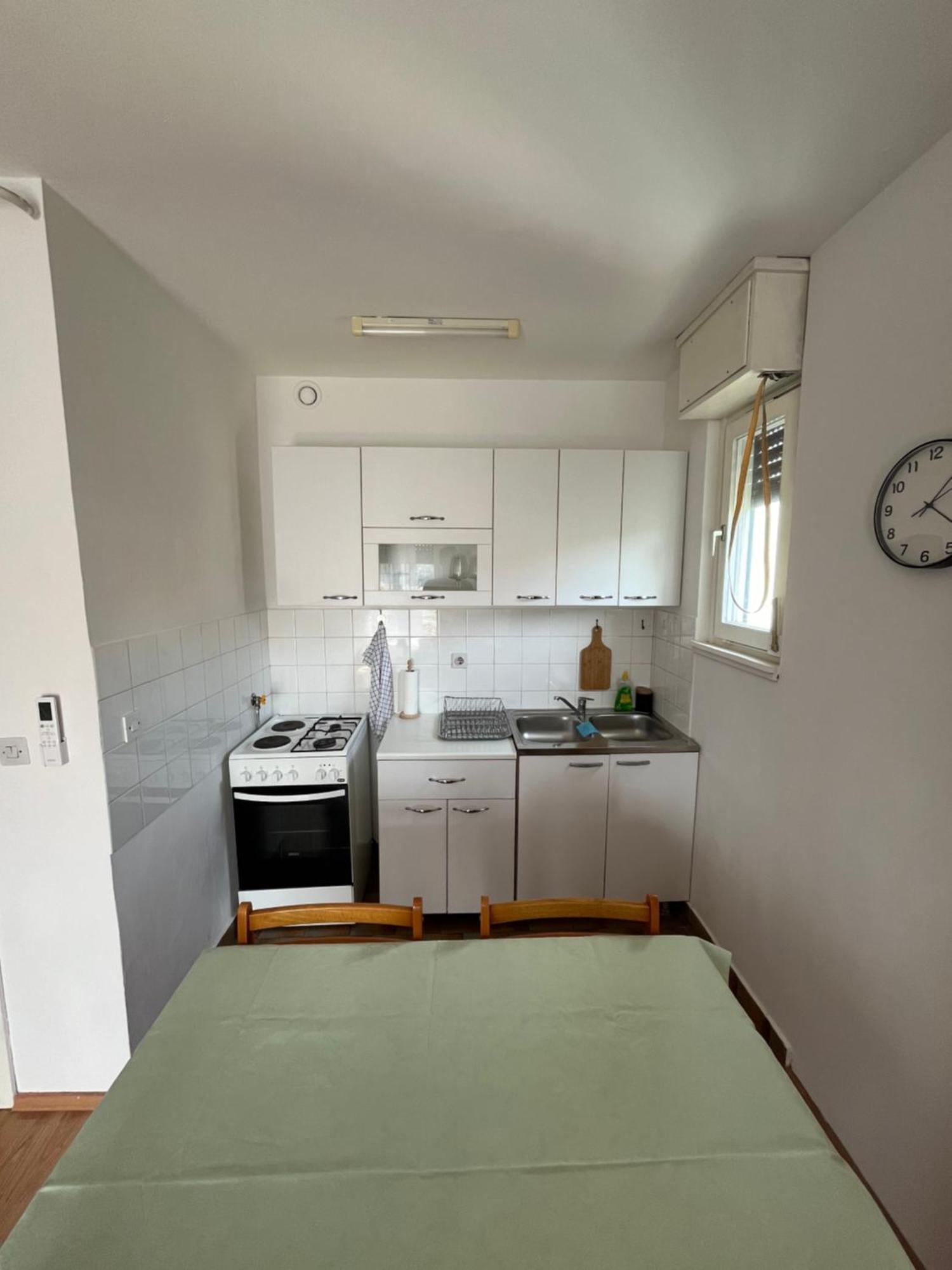 Apartman Niko Pula Exteriör bild