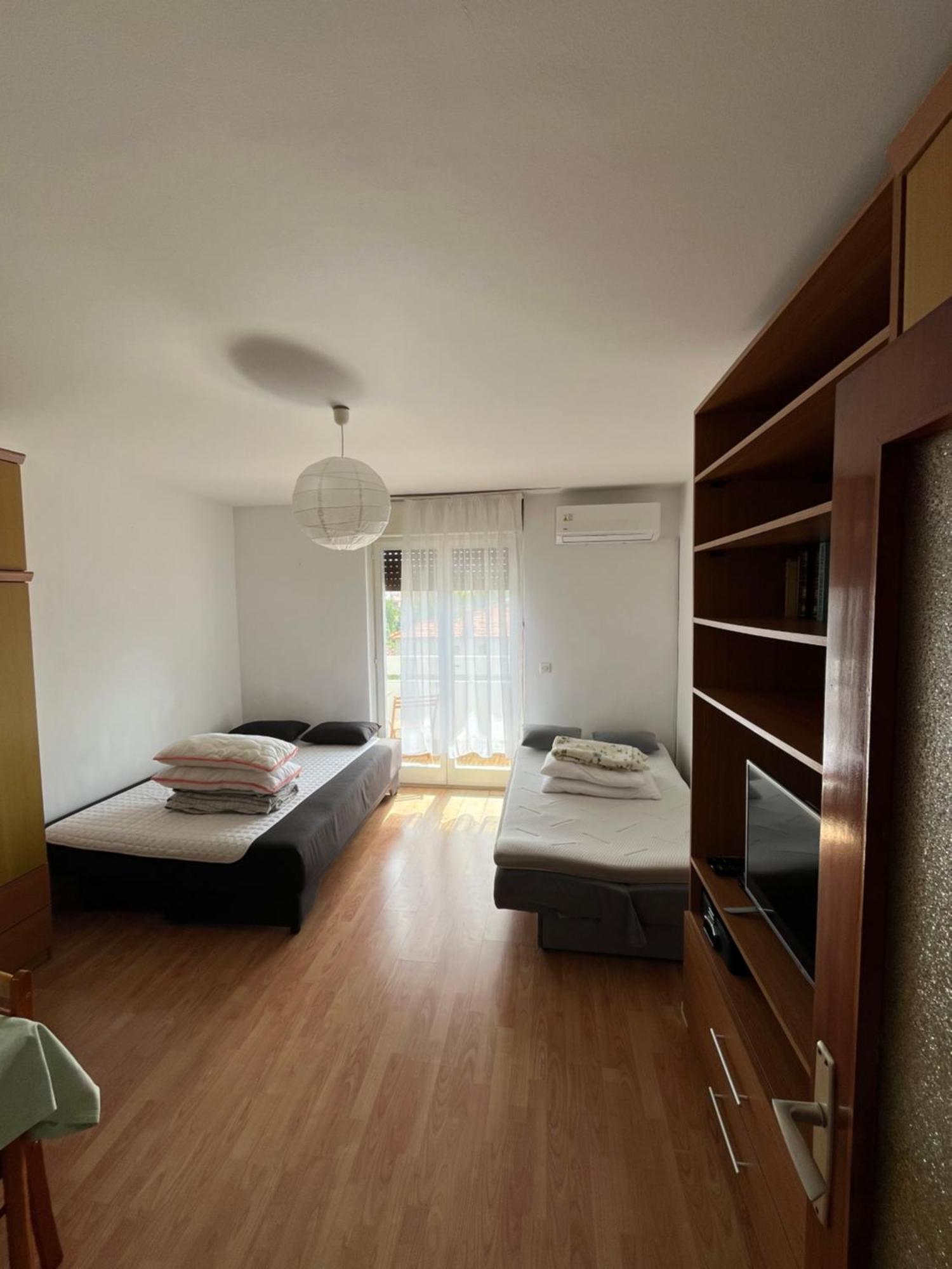 Apartman Niko Pula Exteriör bild